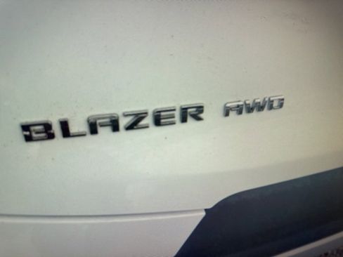 Used 2023 Chevrolet Blazer LT w/ Convenience Package image 5