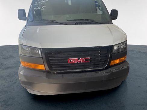 New 2025 GMC Savana 3500 Extended w/ Driver Convenience Package image 3