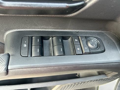 Used 2024 Toyota Tacoma SR5 RWD image 13