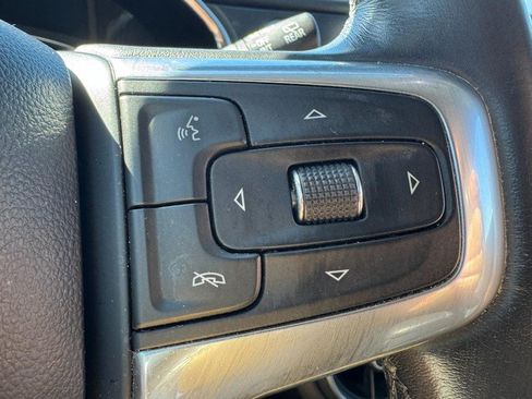Used 2020 Chevrolet Blazer LT FWD image 17