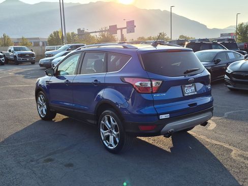 Used 2018 Ford Escape Titanium w/ Ford Safe & Smart Package AWD/4WD image 8