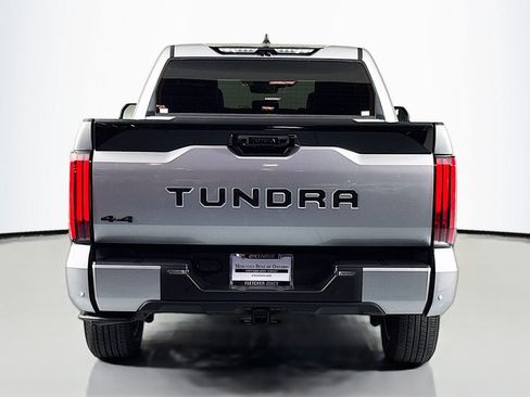 Used 2024 Toyota Tundra Platinum AWD/4WD image 4