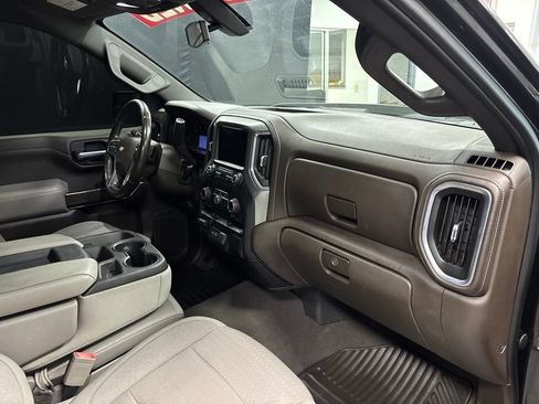 Used 2019 Chevrolet Silverado 1500 LT w/ Texas Edition AWD/4WD image 13