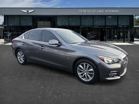 Used 2015 INFINITI Q50 Premium w/ Navigation Package image 3