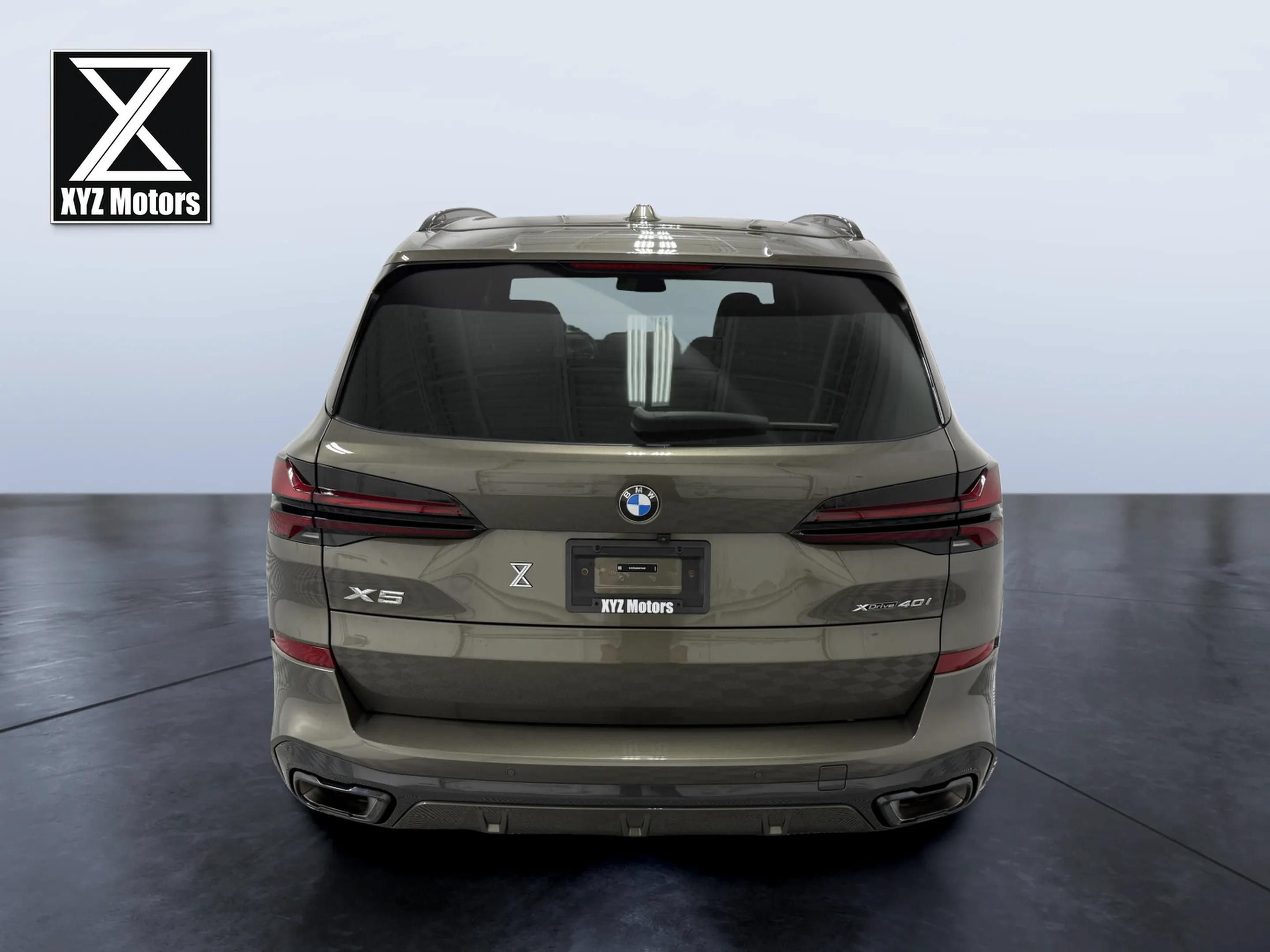 Used 2024 BMW X5 xDrive40i w/ Premium Essential Package AWD/4WD image 5