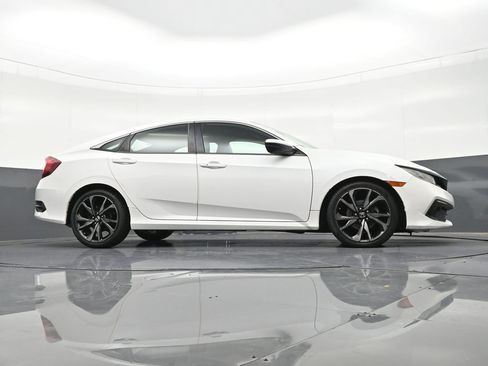 Used 2019 Honda Civic Sport image 28
