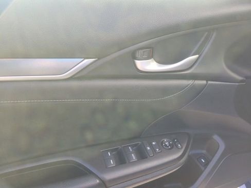 Used 2018 Honda Civic EX-L image 14