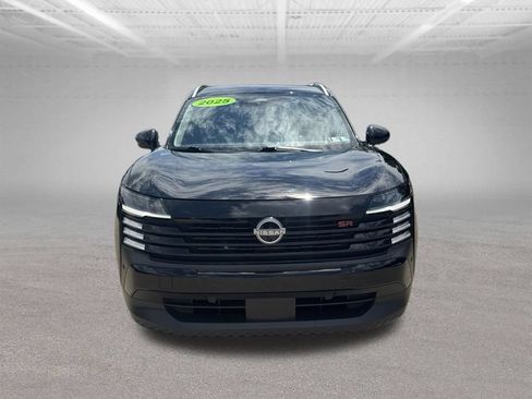 Used 2025 Nissan Kicks SR AWD/4WD image 9