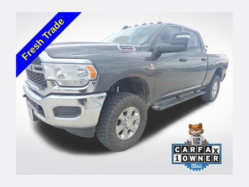 Used 2024 RAM 2500 Tradesman w/ Chrome Appearance Group AWD/4WD image 1