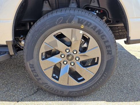 New 2025 Ford F150 Lightning Flash image 28