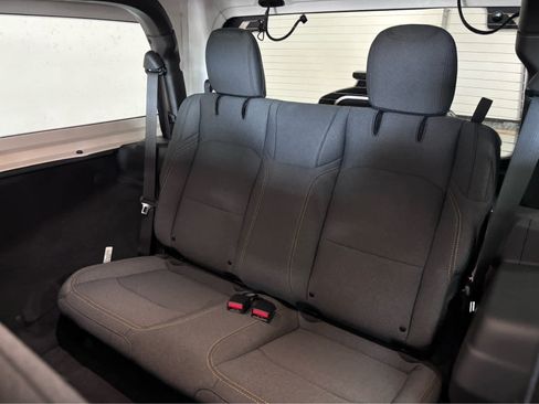 Used 2026 Jeep Wrangler Sport AWD/4WD image 15