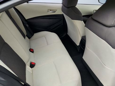 Used 2020 Toyota Corolla LE image 21
