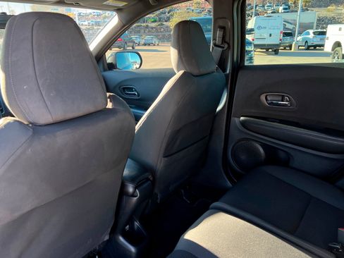 Used 2019 Honda HR-V Sport image 20