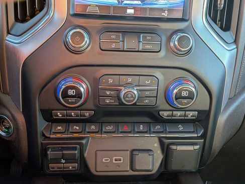 Used 2020 GMC Sierra 1500 SLT w/ SLT Premium Plus Package image 30