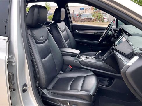 Used 2020 Cadillac XT5 Luxury FWD image 18