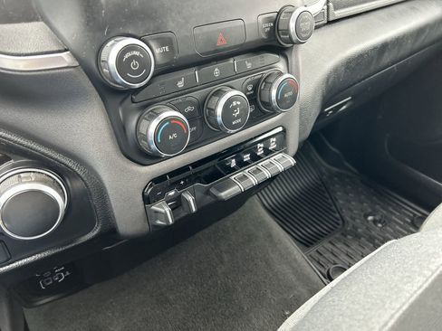 Used 2021 RAM 1500 Big Horn AWD/4WD image 29