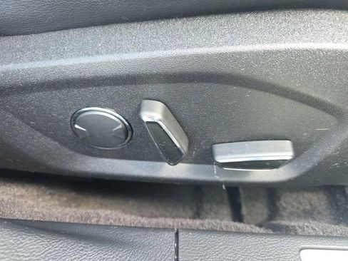 Used 2019 Ford Fusion Titanium AWD/4WD image 11