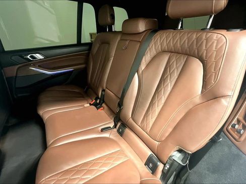 Used 2019 BMW X7 xDrive50i w/ Dynamic Handling Package image 34