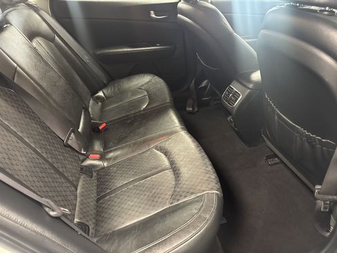 Used 2017 Kia Optima EX FWD image 12