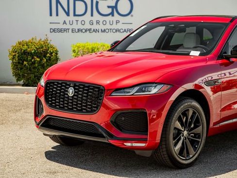 New 2026 Jaguar F-PACE R-Dynamic S image 2