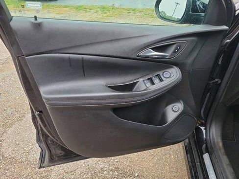 Used 2022 Buick Encore GX Select w/ Sport Touring Package image 16