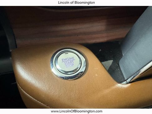Certified 2021 Lincoln Aviator Reserve w/ Equipment Group 202A AWD/4WD image 47