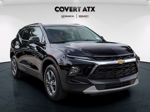 Used 2024 Chevrolet Blazer LT w/ Convenience Package FWD image 9