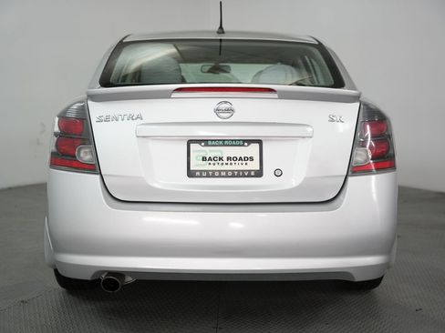 Used 2011 Nissan Sentra 2.0 SR FWD image 8