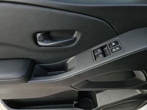 New 2026 Nissan Frontier S image 9