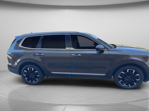 Used 2024 Kia Telluride SX FWD image 12