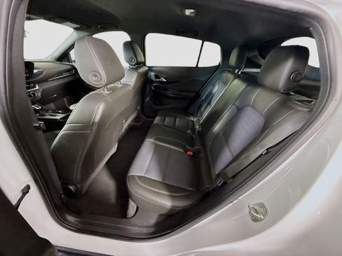 Used 2024 Buick Envista Preferred FWD image 25