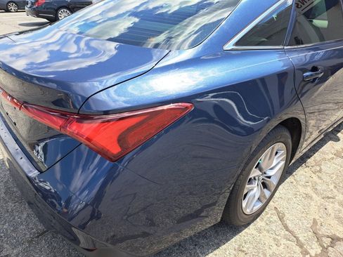 Used 2019 Toyota Avalon XLE w/ Moonroof Package FWD image 23
