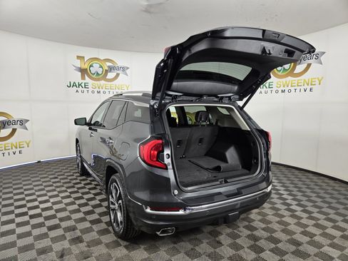 Certified 2020 GMC Terrain Denali w/ Denali Premium Package AWD/4WD image 33