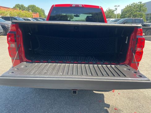 Used 2018 Chevrolet Silverado 1500 Custom w/ Custom Value Package AWD/4WD image 13