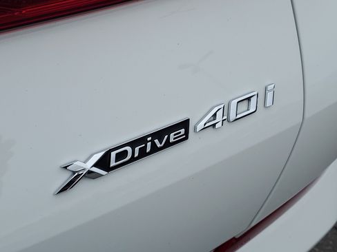 Used 2024 BMW X6 xDrive40i w/ Premium Package image 30