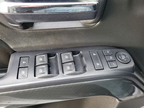 Used 2015 GMC Sierra 1500 SLE AWD/4WD image 29