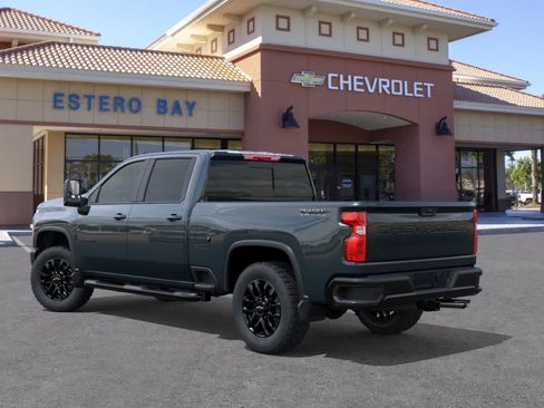 New 2026 Chevrolet Silverado 2500 LT image 3