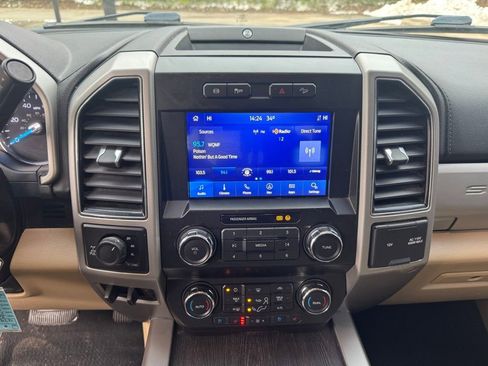 Used 2021 Ford F250 Lariat w/ Lariat Value Package image 27