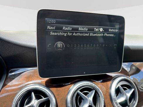 Used 2018 Mercedes-Benz CLA 250 4MATIC image 20