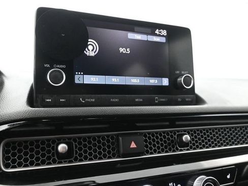 Used 2023 Honda Civic EX image 4