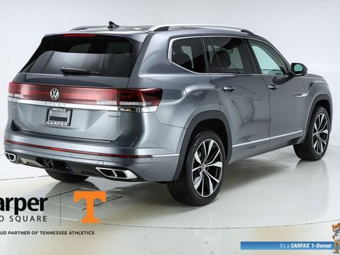 Used 2025 Volkswagen Atlas SEL Premium R-Line image 49