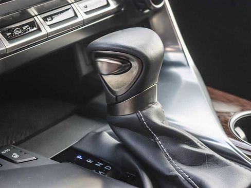 Used 2023 Lexus LX 600 4WD w/ Ultra Luxury Package image 18