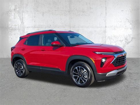 New 2026 Chevrolet TrailBlazer LT w/ LT Cold Weather Package image 2