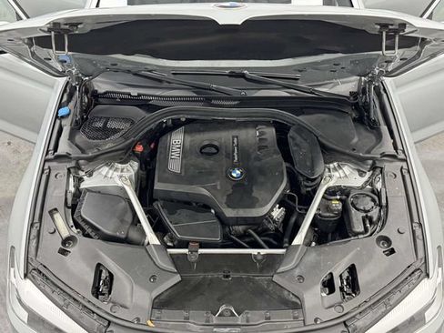 Used 2019 BMW 530i xDrive w/ Convenience Package AWD/4WD image 12