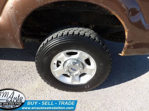 Used 2011 Ford F350 XLT w/ FX4 4X4 Off-Road Pkg image 18