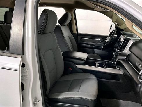 Used 2019 RAM 1500 Big Horn image 7