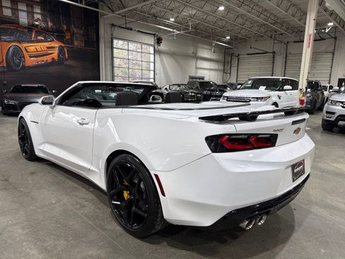 Used 2018 Chevrolet Camaro SS image 39