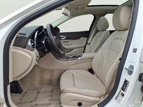 Used 2017 Mercedes-Benz C 300 4MATIC Sedan image 11
