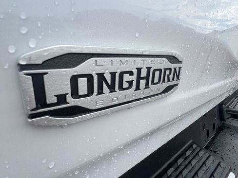 Used 2024 RAM 1500 Limited AWD/4WD image 11