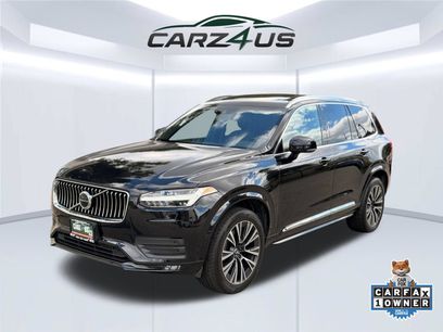Used 2022 Volvo XC90 T5 Momentum w/ Climate Package